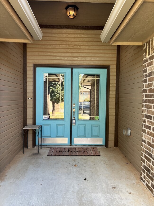 8424 Northwest 142nd Street in Oklahoma City, OK - Building Photo - Building Photo