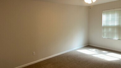 2401 Rodgers St in Chesapeake, VA - Building Photo - Building Photo