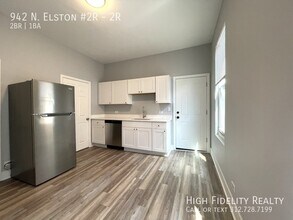 942 N Elston Ave in Chicago, IL - Building Photo - Building Photo