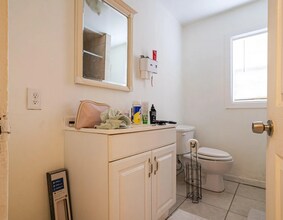1604 Bell Ave in Corcoran, CA - Building Photo - Building Photo