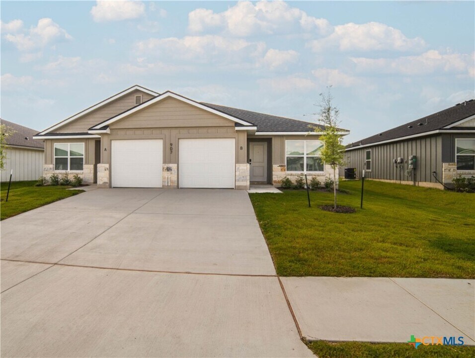 907 Switchgrass Dr in Killeen, TX - Building Photo