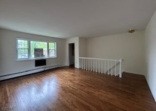 15A Atherton Ct in Wayne, NJ - Building Photo - Building Photo