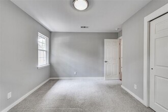 6511 Pevensey Dr in Austin, TX - Building Photo - Building Photo