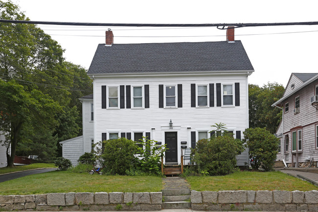 148 Union St in Rockland, MA - Building Photo - Building Photo