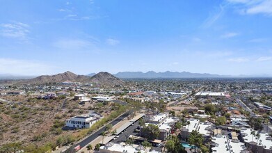 1720 E Thunderbird Rd in Phoenix, AZ - Building Photo - Building Photo