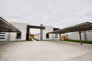 1412 N Iris St, Unit #1 in Pharr, TX - Building Photo