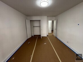 5 AVENUE in New York, NY - Building Photo - Building Photo
