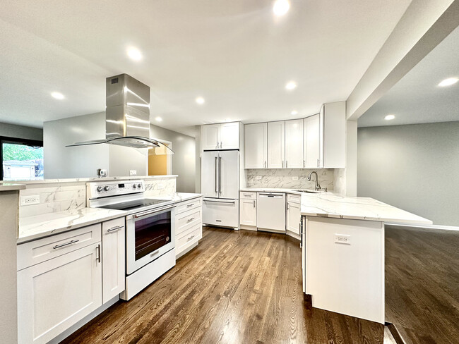 2543 William Ave in Glenview, IL - Building Photo - Building Photo