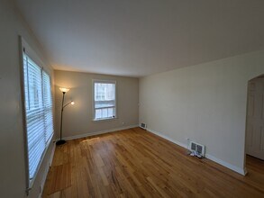 3724 Blanchan Ave in Brookfield, IL - Building Photo - Building Photo