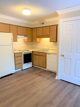 3537 Ivy Commons Dr, Unit 201 in Raleigh, NC - Building Photo - Building Photo