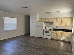 6358 S Suncoast Blvd in Homosassa, FL - Building Photo - Building Photo