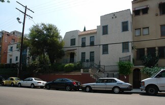 542 S Coronado St in Los Angeles, CA - Building Photo