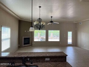 7332 Skyrocket Dr in El Paso, TX - Building Photo - Building Photo