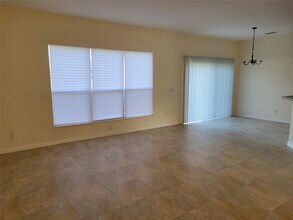 8448 Adele Rd in Lakeland, FL - Building Photo - Building Photo