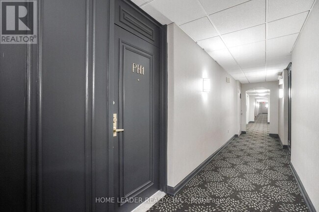115 Antibes Dr in Toronto, ON - Building Photo - Building Photo