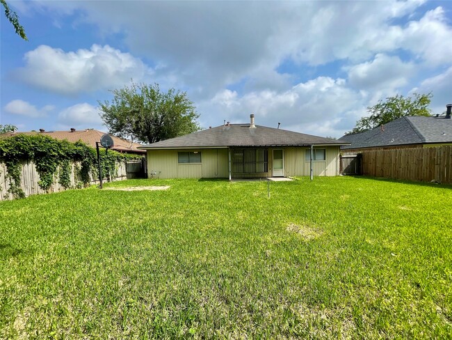 property at 6310 Star Lake Dr