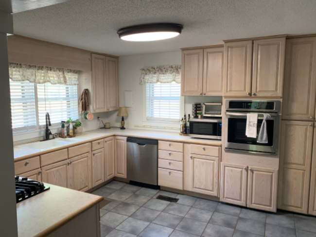 798 N Royal Ave in Florence, AL - Building Photo - Building Photo