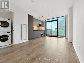 35 Parliament St in Toronto, ON - Building Photo - Building Photo