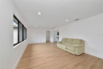 2239 Worrington St in Sarasota, FL - Building Photo - Building Photo