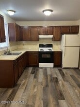 73 Newton St in Albany, NY - Building Photo - Building Photo