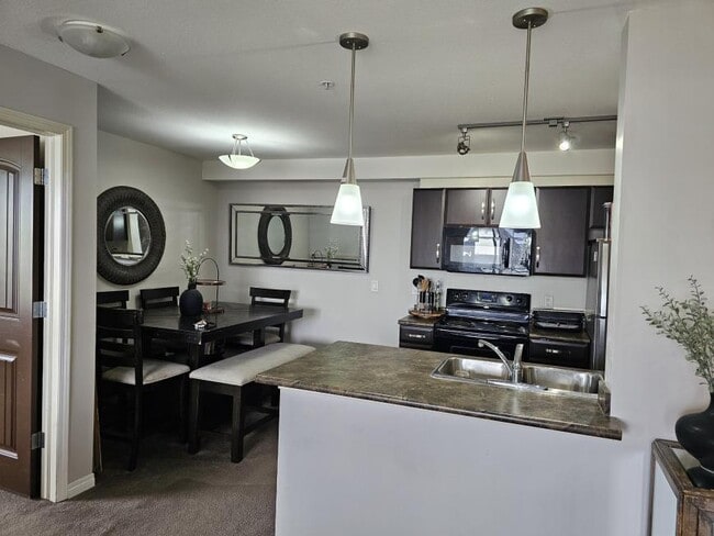 9120 96 Ave in Grande Prairie, AB - Building Photo - Building Photo