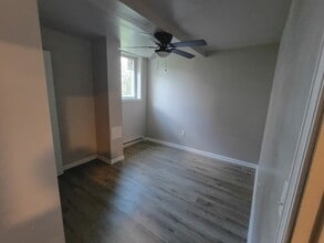 450 W Chestnut St, Unit 450E in Washington, PA - Building Photo - Building Photo
