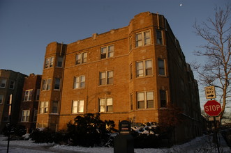 6154 N Oakley Ave in Chicago, IL - Building Photo - Building Photo