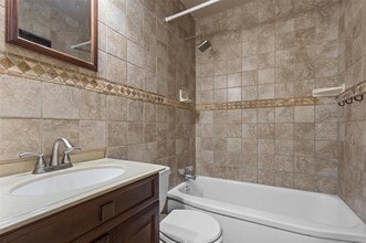 2329 McAdams Ave in Dallas, TX - Building Photo - Building Photo