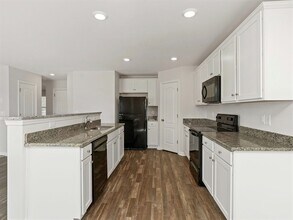 7128 Cameron Trace Dr in Wilmington, NC - Building Photo - Building Photo