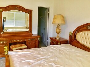 204 Preston Way in Boca Raton, FL - Foto de edificio - Building Photo