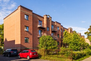 4832-4840 Boul Saint-Michel in Montréal, QC - Building Photo