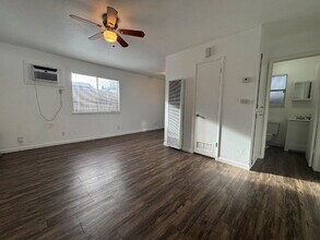 344 Davitt Ave in Oakdale, CA - Building Photo - Building Photo