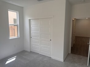 7301 Headstock St in Sacramento, CA - Building Photo - Building Photo