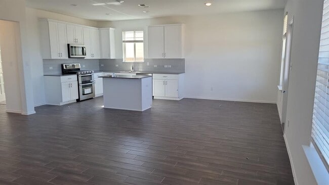 541 Pickrell Lp in Liberty Hill, TX - Building Photo - Building Photo