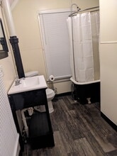 1232 4th St in Kalamazoo, MI - Foto de edificio - Building Photo