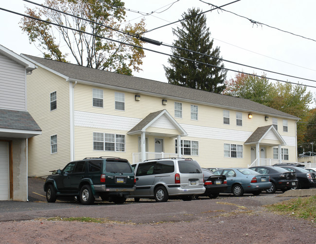 114-120 E Ridge Ave in Bloomsburg, PA - Building Photo - Building Photo