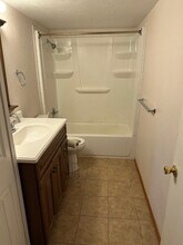 406 Smokey Bear Blvd in Capitan, NM - Building Photo - Building Photo