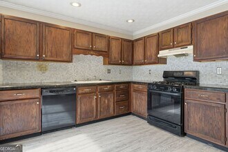 1015 Plantation Way in Kennesaw, GA - Building Photo - Building Photo