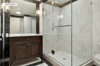 34 W 22nd St in New York, NY - Building Photo - Building Photo