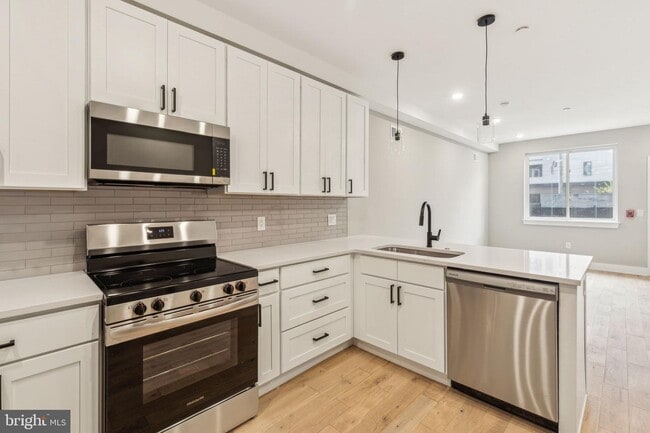 1808 E Hagert St in Philadelphia, PA - Building Photo - Building Photo