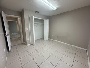 15801 SW 85th St in Miami, FL - Building Photo - Building Photo