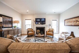 5281-5287 Chestnut Ridge Rd in Orchard Park, NY - Foto de edificio - Building Photo