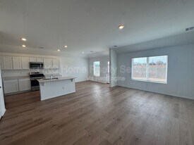 3901 Dutch Ln in Oklahoma City, OK - Building Photo