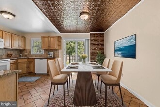 13 Pawleys Ct in Carney, MD - Building Photo - Building Photo
