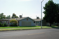 3 E San Joaquin St in Fresno, CA - Foto de edificio - Building Photo