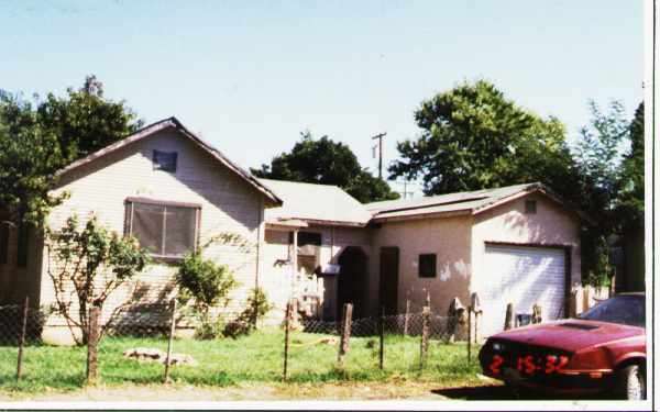 228 Rush St in Lodi, CA - Building Photo