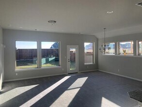 1821 Leo Dr in Van Alstyne, TX - Building Photo - Building Photo