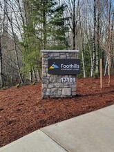 Foothills Apartment Living in Sandy, OR - Foto de edificio - Building Photo