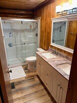 838 Capistrano Ave in South Lake Tahoe, CA - Building Photo