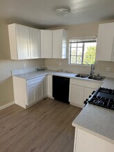 500 S 3rd St, Unit C in Burbank, CA - Building Photo - Building Photo